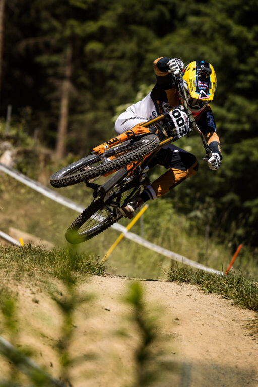 BlackLabel Downhill 