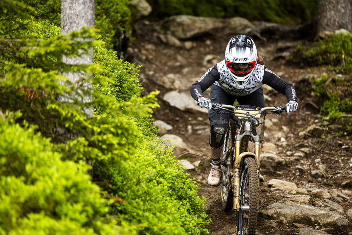 PIVOT FACTORY RACING AT LEOGANG 