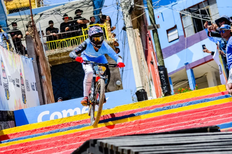 IJ RACING WORLD CUP DH TEAM 